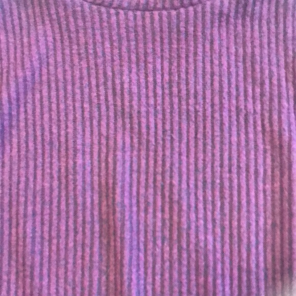 Women XS Garage brand long sleeve light weight top - Picture 2 of 7